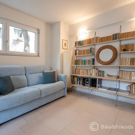 Jolie Maison * פסארו