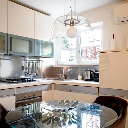 Apartment Jolie Maison